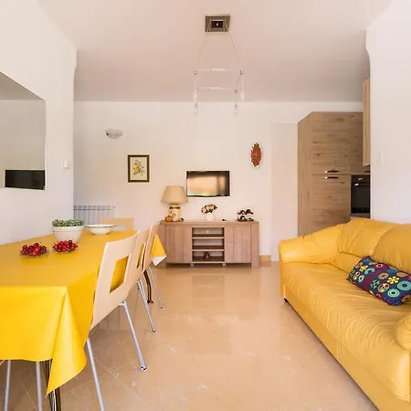 Cavalieri Villa *